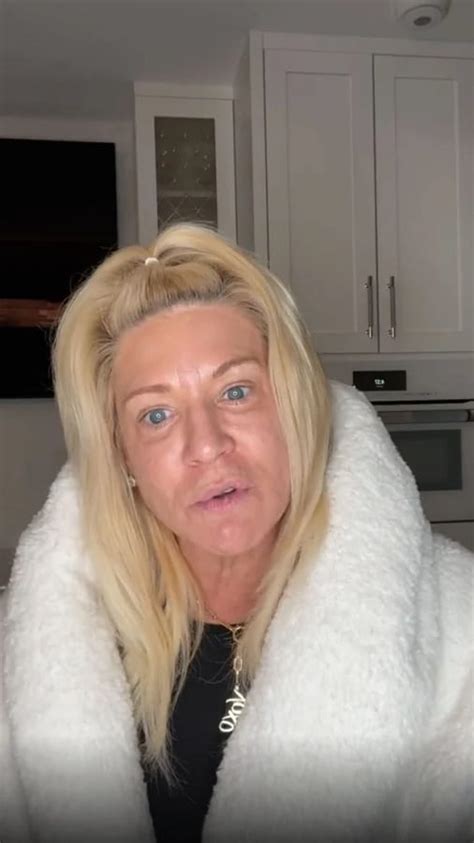 Naked Faced Theresa Caputo Looks Totally Unrecognizable